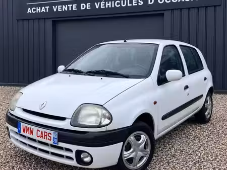 Renault Clio 1.4 75