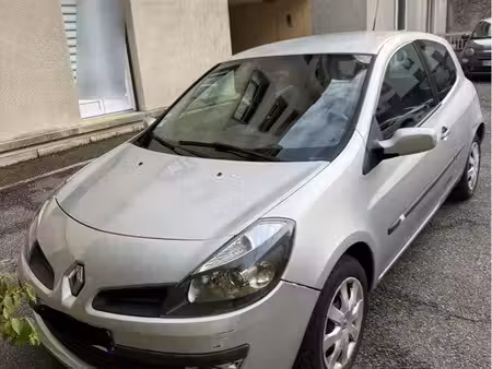 Renault Clio 1.4 98