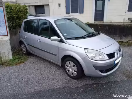 Renault Scénic 1.5 dCi 105