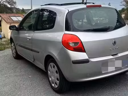 Renault Clio 1.4 98