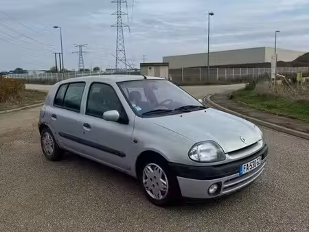 Renault Clio 1.9 D 65