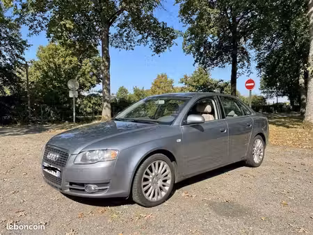 Audi A4 V6 3.0 TDI 233 quattro
