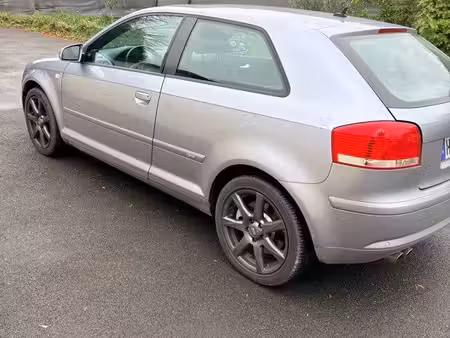 Audi A3 V6 3.2 250 quattro