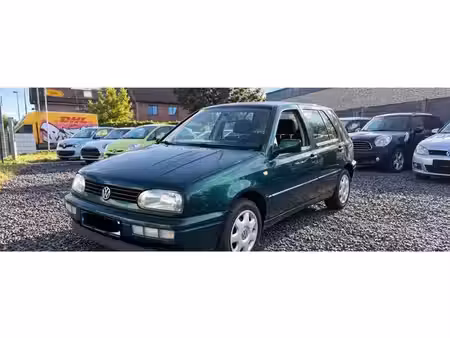 Volkswagen Golf 1.6