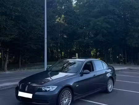 BMW Série 3 325i 218