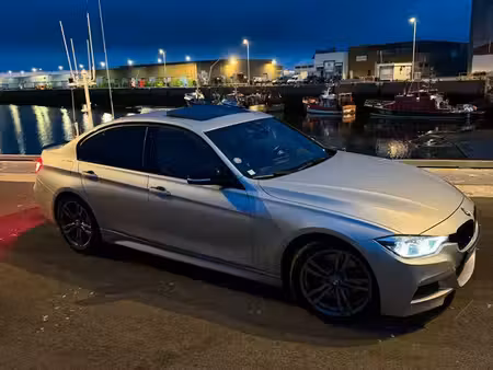 BMW Série 3 330e 2.0 252