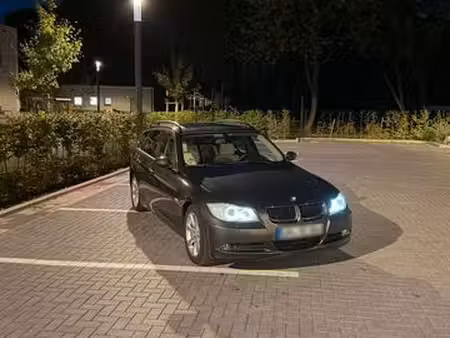 BMW Série 3 330d 3.0 231