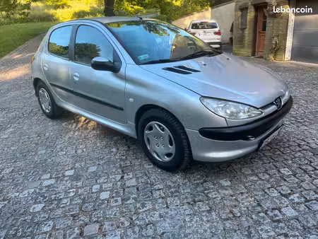 Peugeot 206 1.4 75
