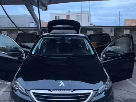 Peugeot 308 1.2 THP 130