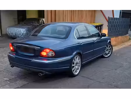 Jaguar X-type V6 2.5 196 Executive 4x4