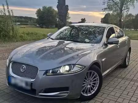Jaguar XF 2.2 190