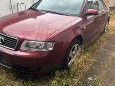 Audi A4 V6 2.4 170