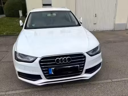 Audi A4 quattro