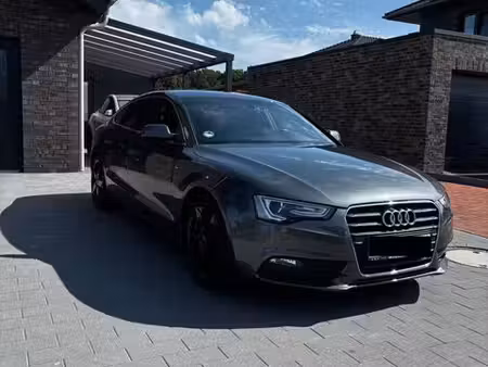 Audi A5 2.0 TFSI 211
