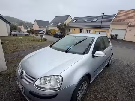 Volkswagen Golf 1.6 102