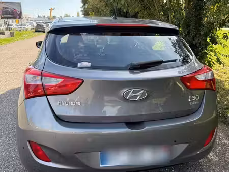 Hyundai i30 1.6 CRDi 110