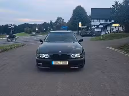 BMW Série 5 528i 2.8 193