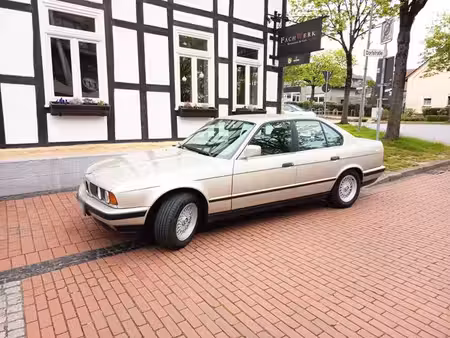 BMW Série 5 525i
