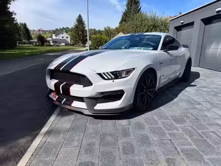 Ford Mustang Shelby GT 350 V8 5.2