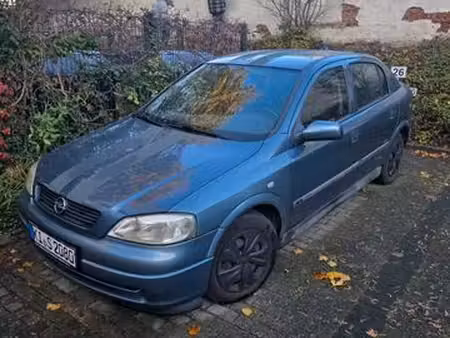 Opel Astra 1.6 75