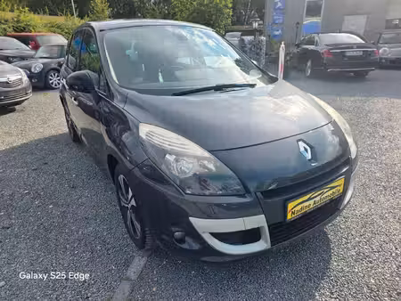 Renault Scénic 2.0 dCi 110 Bose