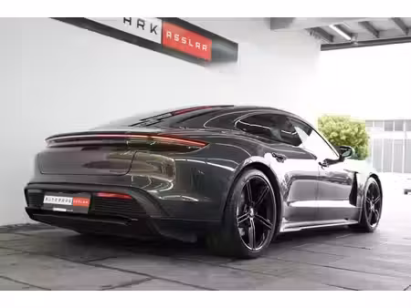 Porsche Taycan GTS 598 4x4