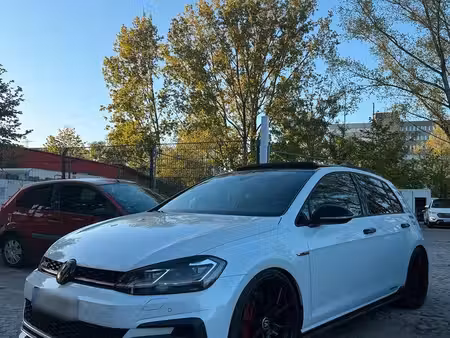 Volkswagen Golf GTI 2.0 TSI 245 Performance