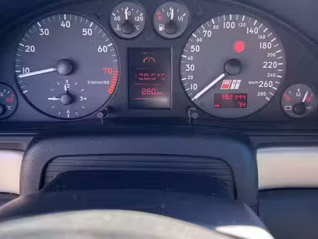 Audi A4 S4 V6 2.7 265 quattro
