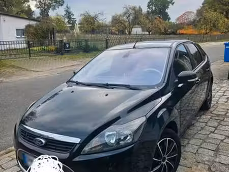 Ford Focus 1.8 125