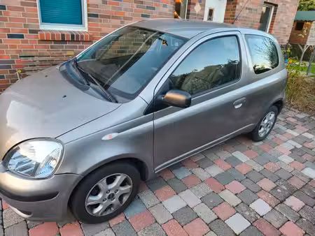 Toyota Yaris 1.0 65