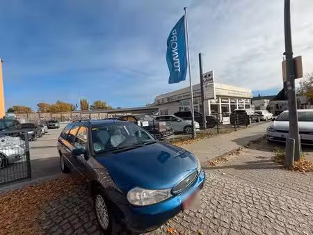 Ford Mondeo 