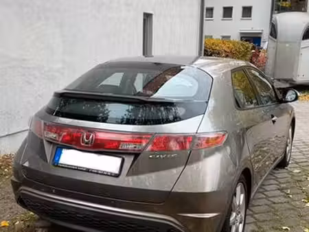 Honda Civic 1.8 140 Executive