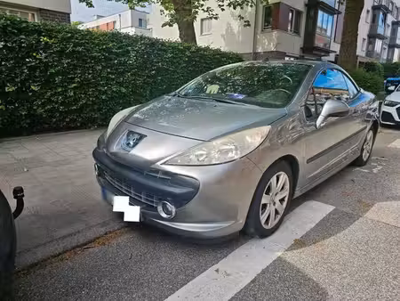 Peugeot 207 CC 1.6 HDi 110