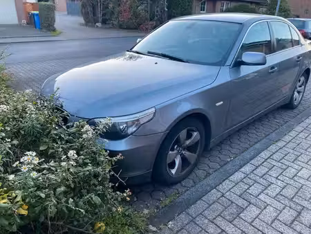 BMW Série 5 520i 2.2 170