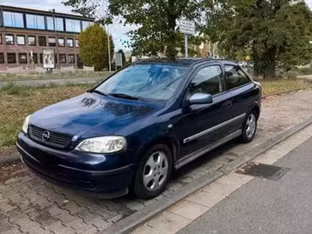 Opel Astra 1.6 75