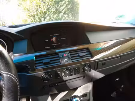 BMW Série 5 520i 2.2 170