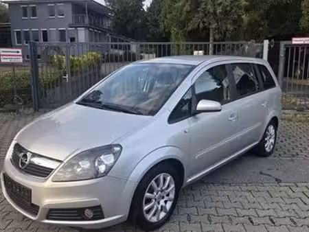 Opel Zafira 1.6 105 Enjoy