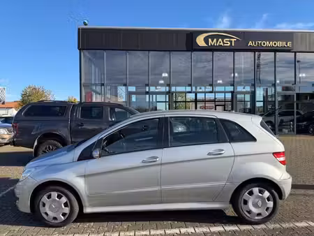 Mercedes-Benz Classe B B 200 2.0 136