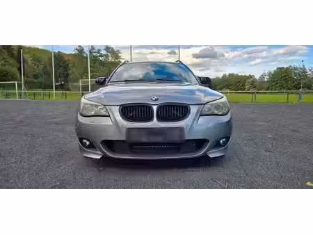 BMW Série 5 525i 2.5 218
