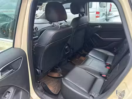 Mercedes-Benz Classe B B 180