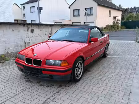 BMW Série 3 318i 1.8 115