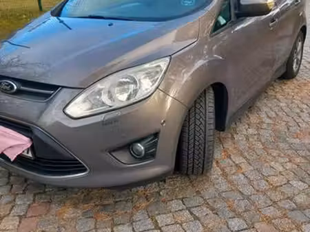 Ford C-max SE