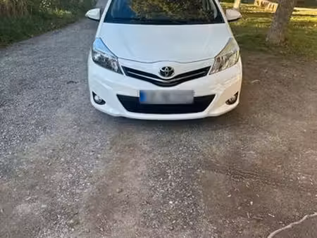 Toyota Yaris 1.3 VVT-i 99