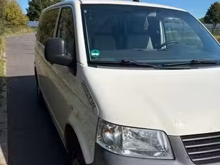 Volkswagen Transporter T5 2.5 TDI 131