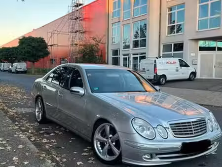 Mercedes-Benz Classe E E 320 V6 3.0 224