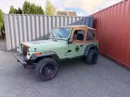 Jeep Wrangler 2.5 SE