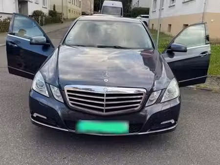 Mercedes-Benz Classe E E 220 2.1 170