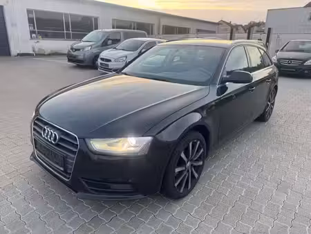 Audi A4 2.0 TDI 150 Attraction
