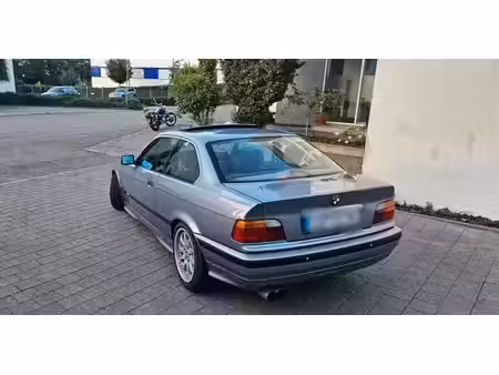 BMW Série 3 320i 2.0 150