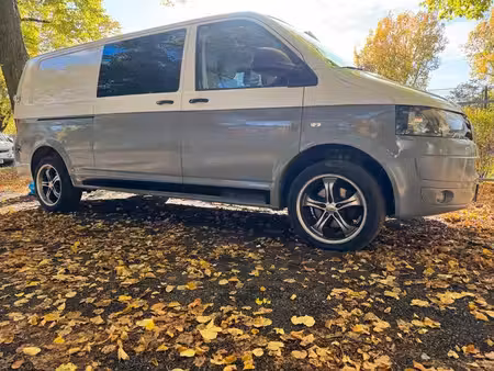 Volkswagen Transporter T5 2.0 TDI 170
